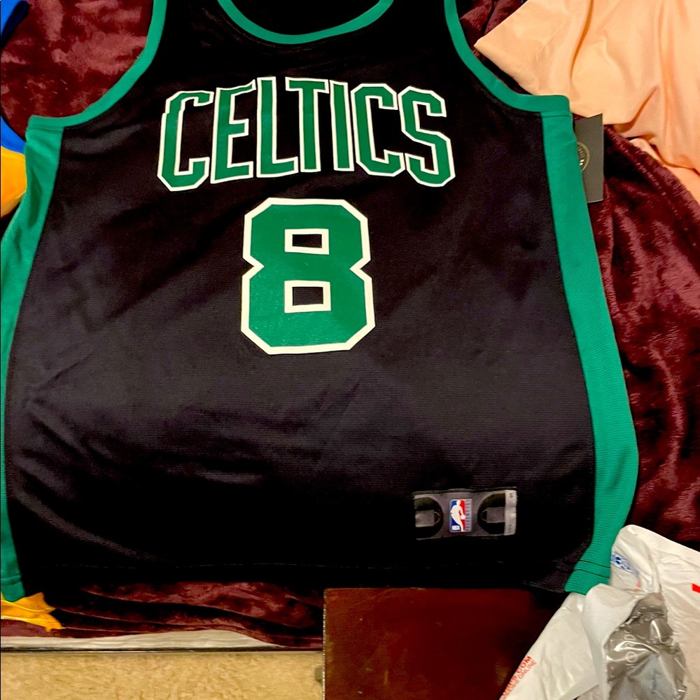 Kemba jersey